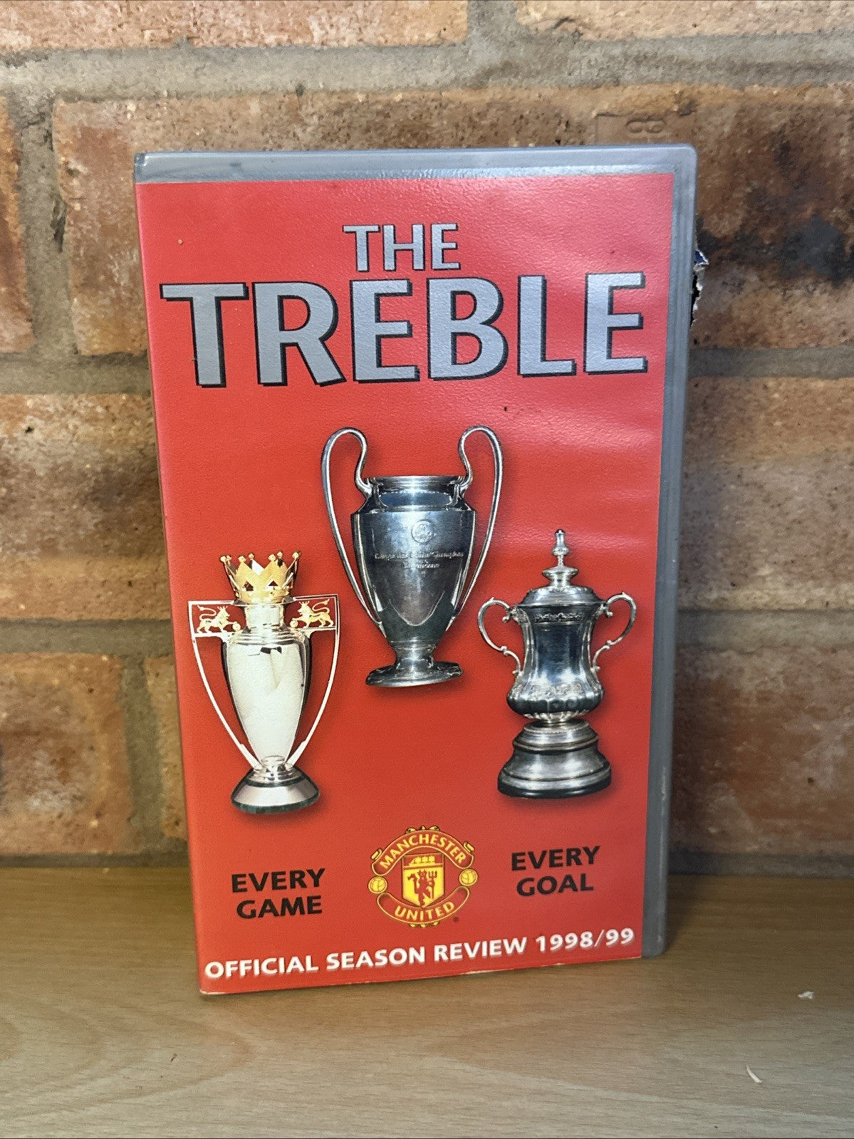Manchester United - The Treble - Official Season Review 1998/99 (VHS, 1999)1