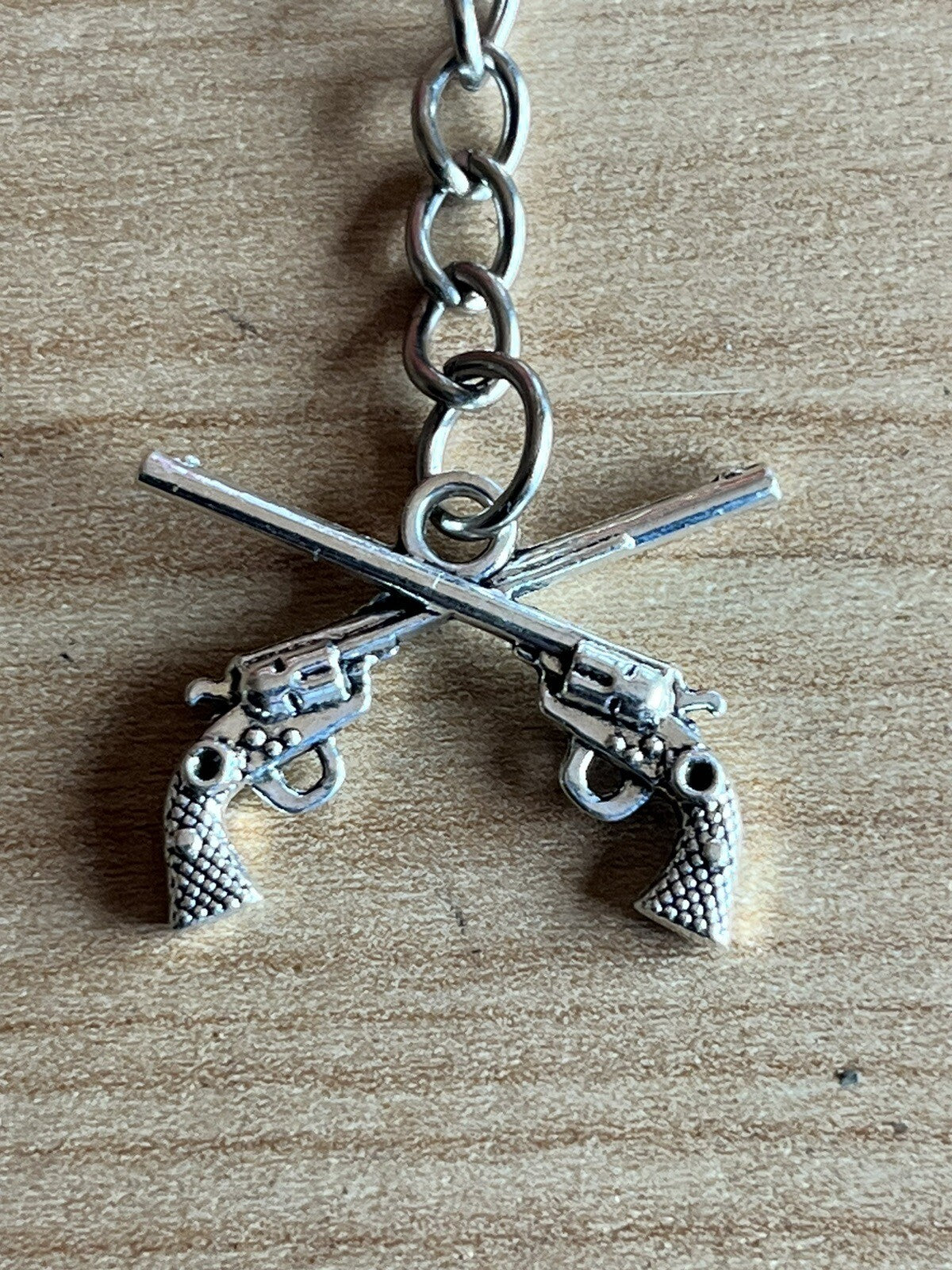 2x Gun Crossed Revolvers Keyring Key Ring Handgun Cowboy Gangster 10 To Collect0