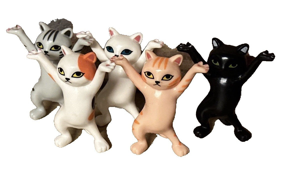 5PCS Cat Figures Raising Hands Dancing Cat Model Cat Ornaments Toys Gift Set0
