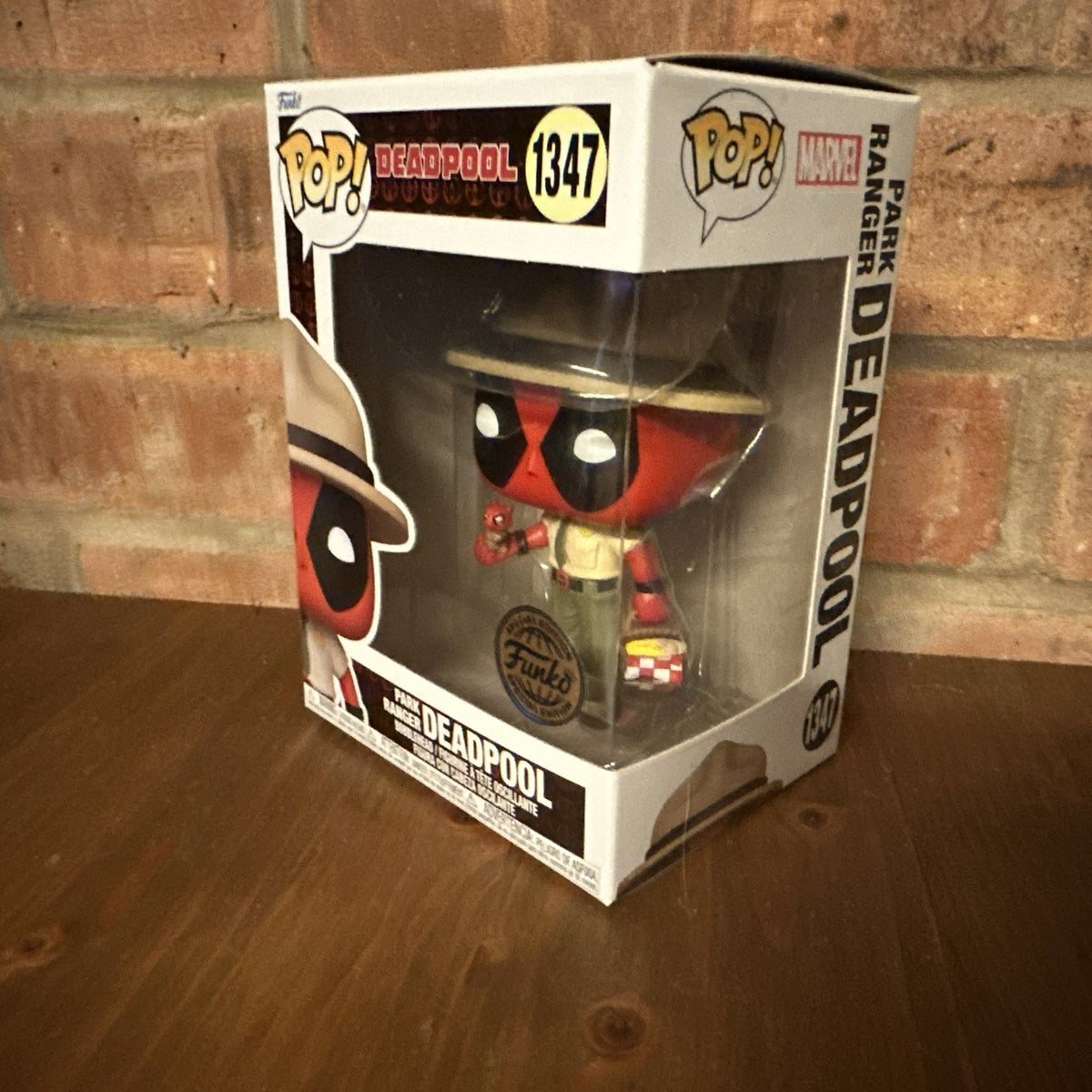 Funko Pop! Marvel Deadpool - Park Ranger Deadpool #1347 - Funko exclusive0