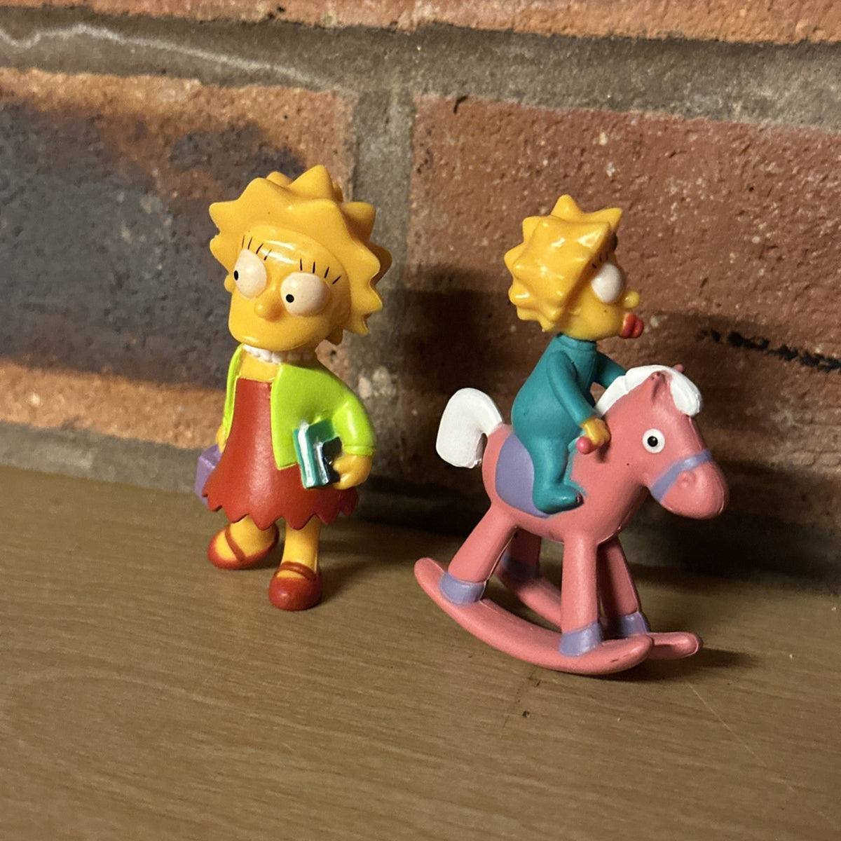 The Simpsons LISA AND MAGGIE ON ROCKING HORSE SIMPSON Figure 5.5' VINYL FIGURE1