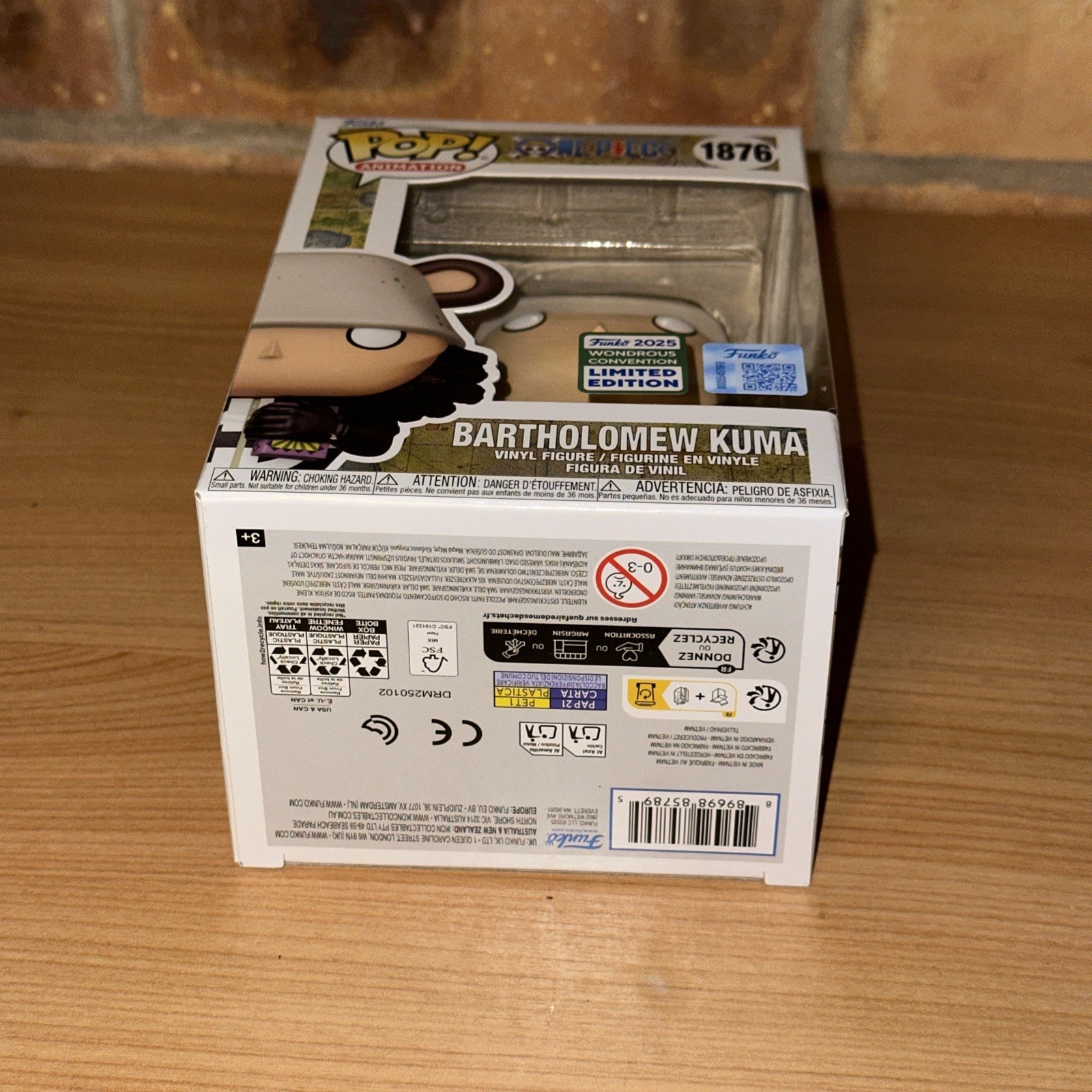 WonderCon 2025 Bartholomew Kuma ONE PIECE Funko Pop New Style Con Sticker Ltd Ed