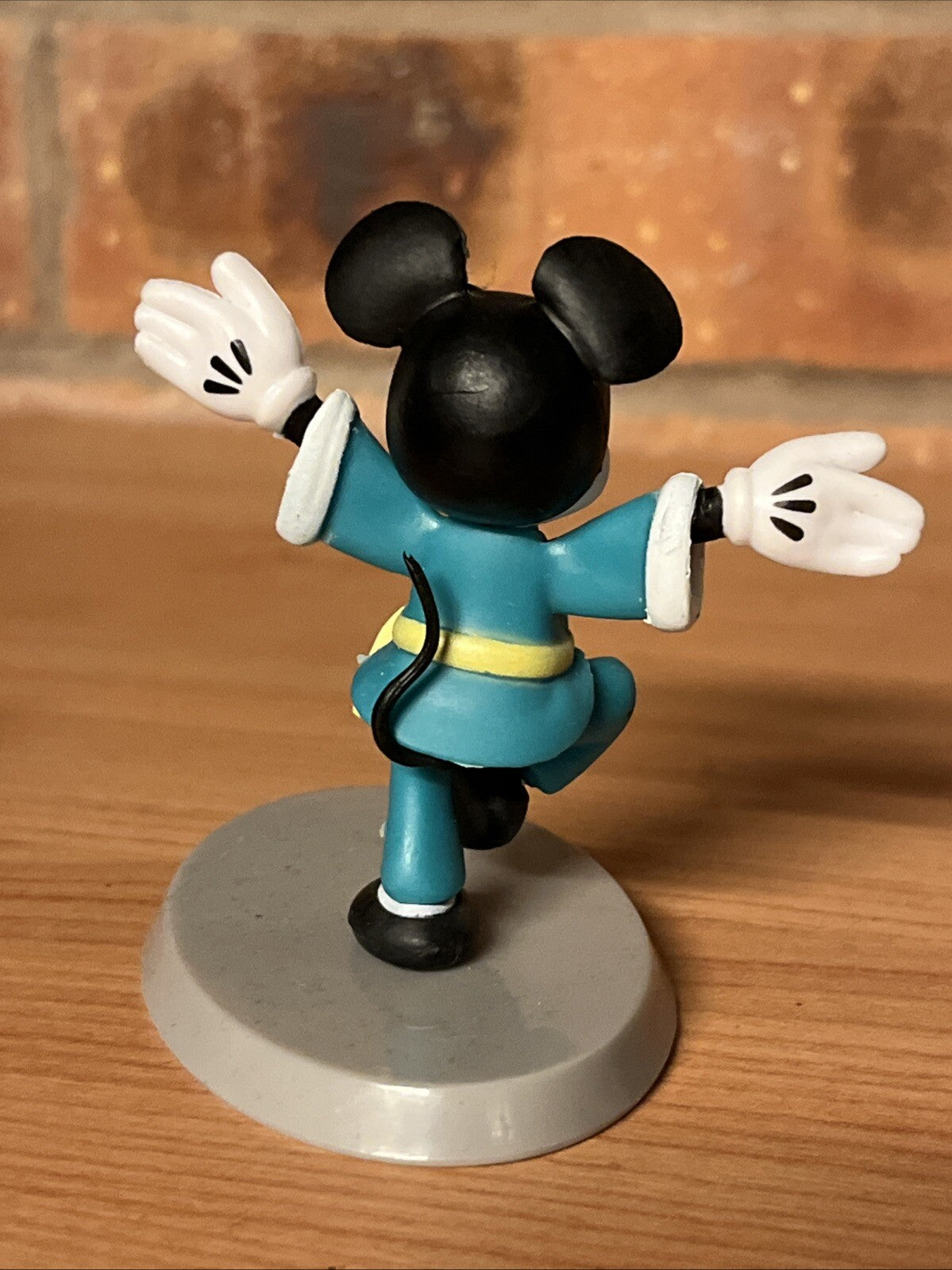 Disney Kung Fu Mickey Mouse Figure Series - Yoga Pose Bruce Lee 6cm In Gift Box2