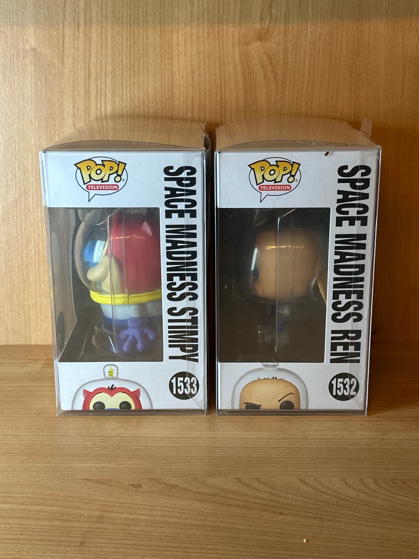 Funko pop Ren & Stimpy in space suits set