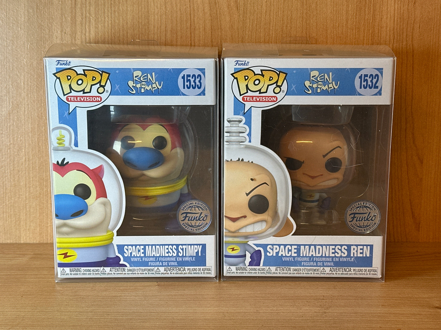 Funko pop Ren & Stimpy in space suits set