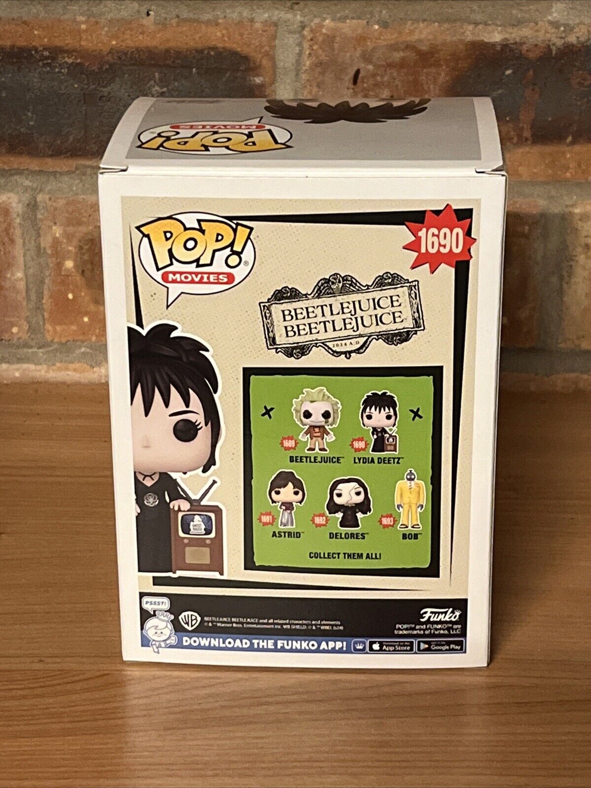 Beetlejuice 2 Lydia Deetz with TV Funko Pop! Vinyl Figure #1690 In Stock Now - SOScollectible