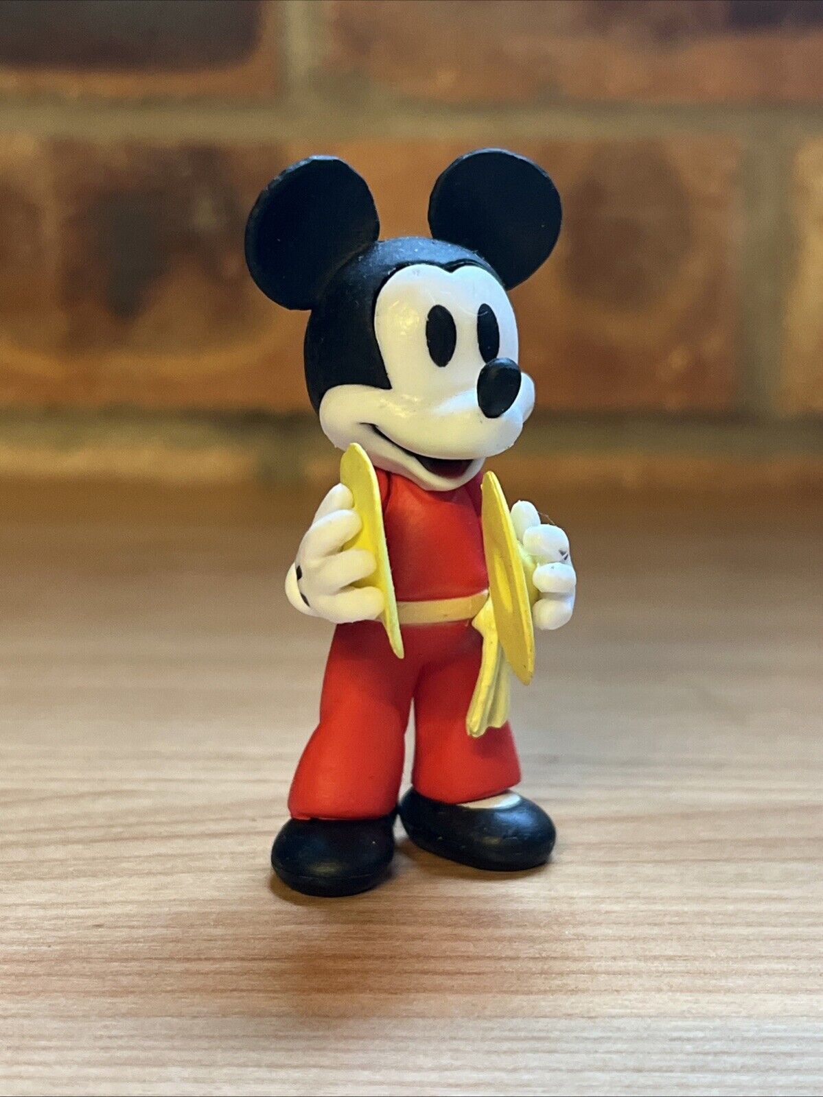 Disney Kung Fu Mickey Mouse Figure Series Symbols Band Bruce Lee 6cm In Gift Box - SOScollectible