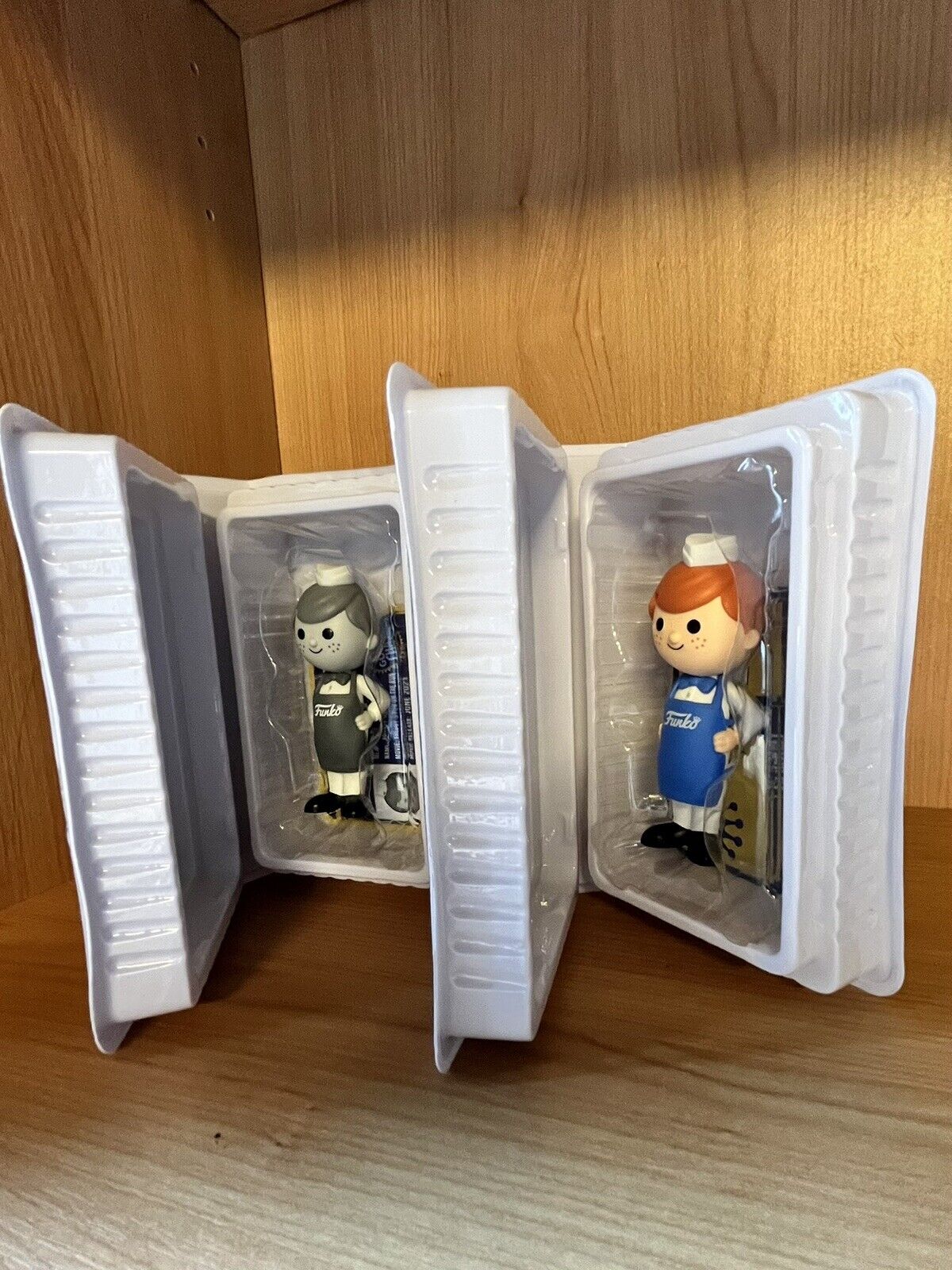 Funko Fun On The Run Freddy Funko Blockbuster Rewind Figure. Common And Chase LE - SOScollectible