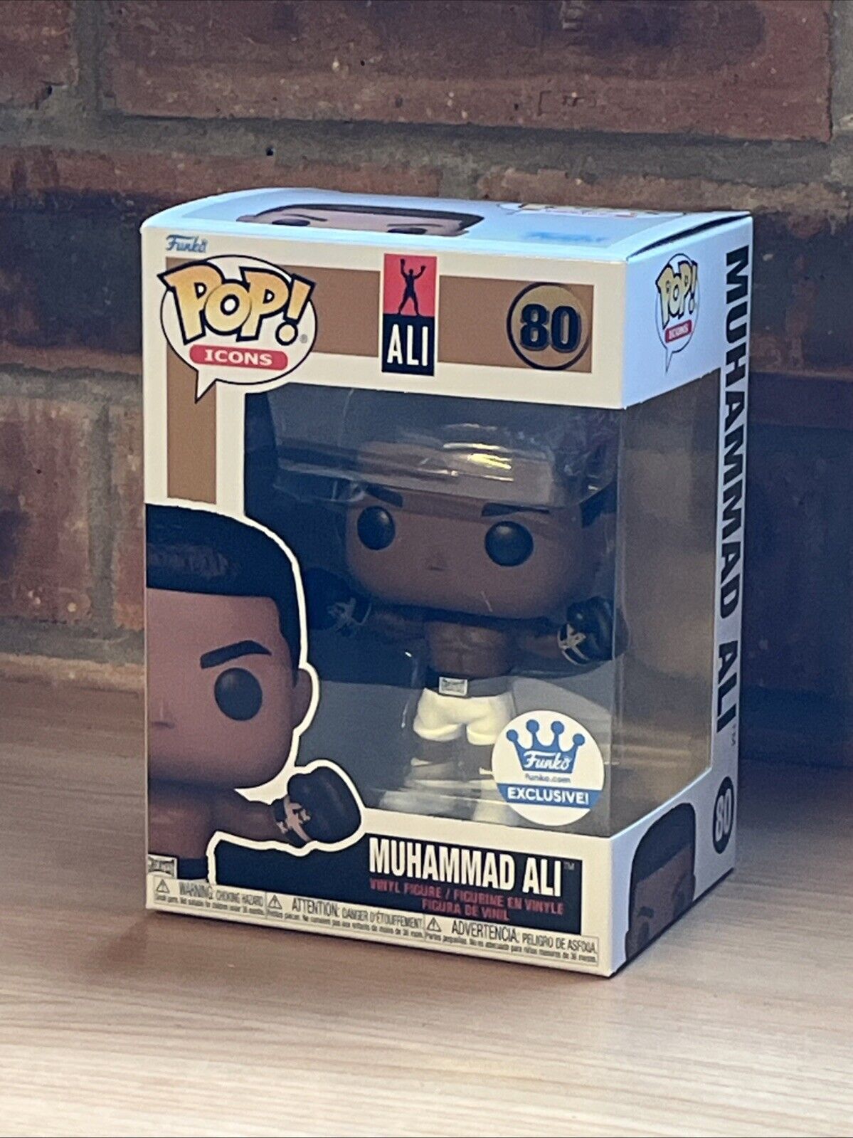 FUNKO POP! MUHAMMAD ALI ARMS OUT Ltd Ed Exc Boxing Legend Cult In Stock Now - SOScollectible