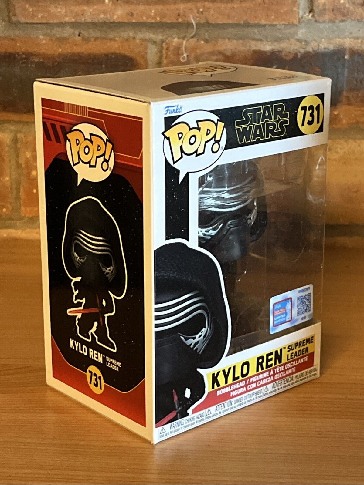 Funko Pop! Star Wars Kylo Ren Official NYCC 2024 Exclusive Gift Comic In Case - SOScollectible