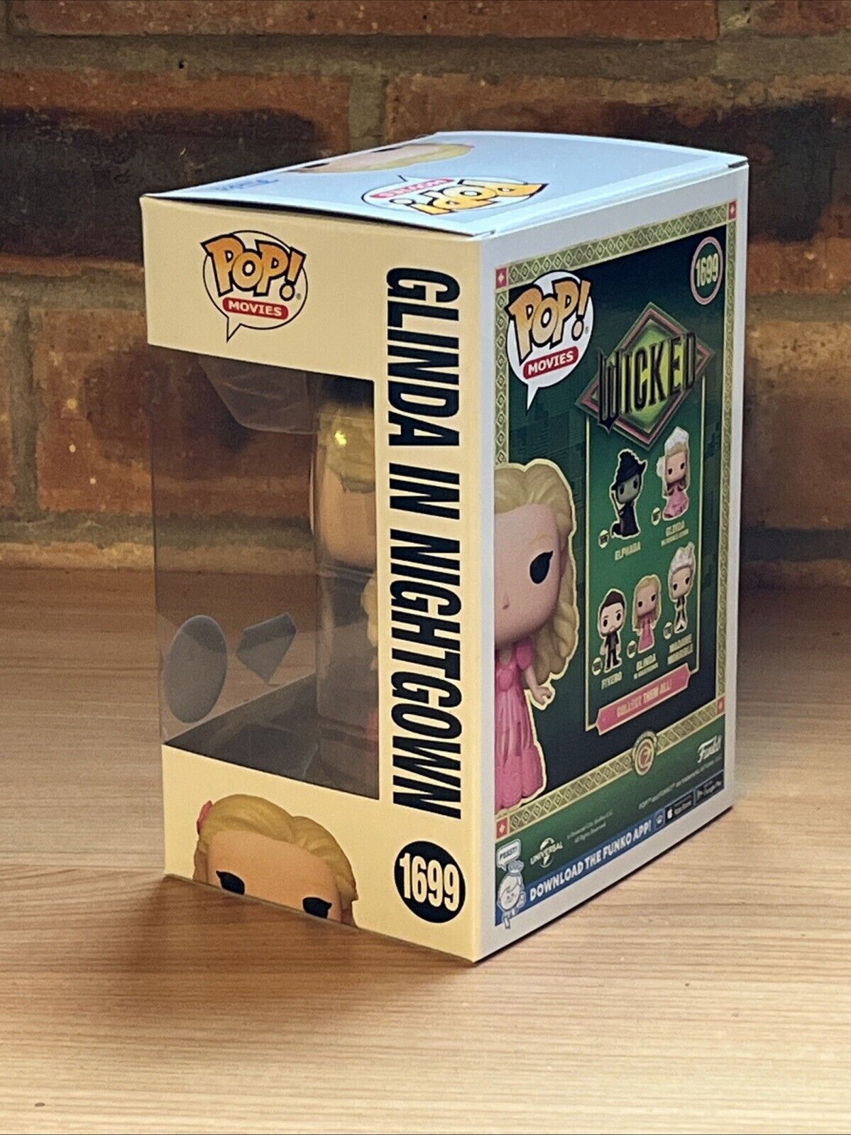 Funko POP! Wicked Part 1 Glinda in Nightgown Diamond Figure #1699 Gift In Stock - SOScollectible