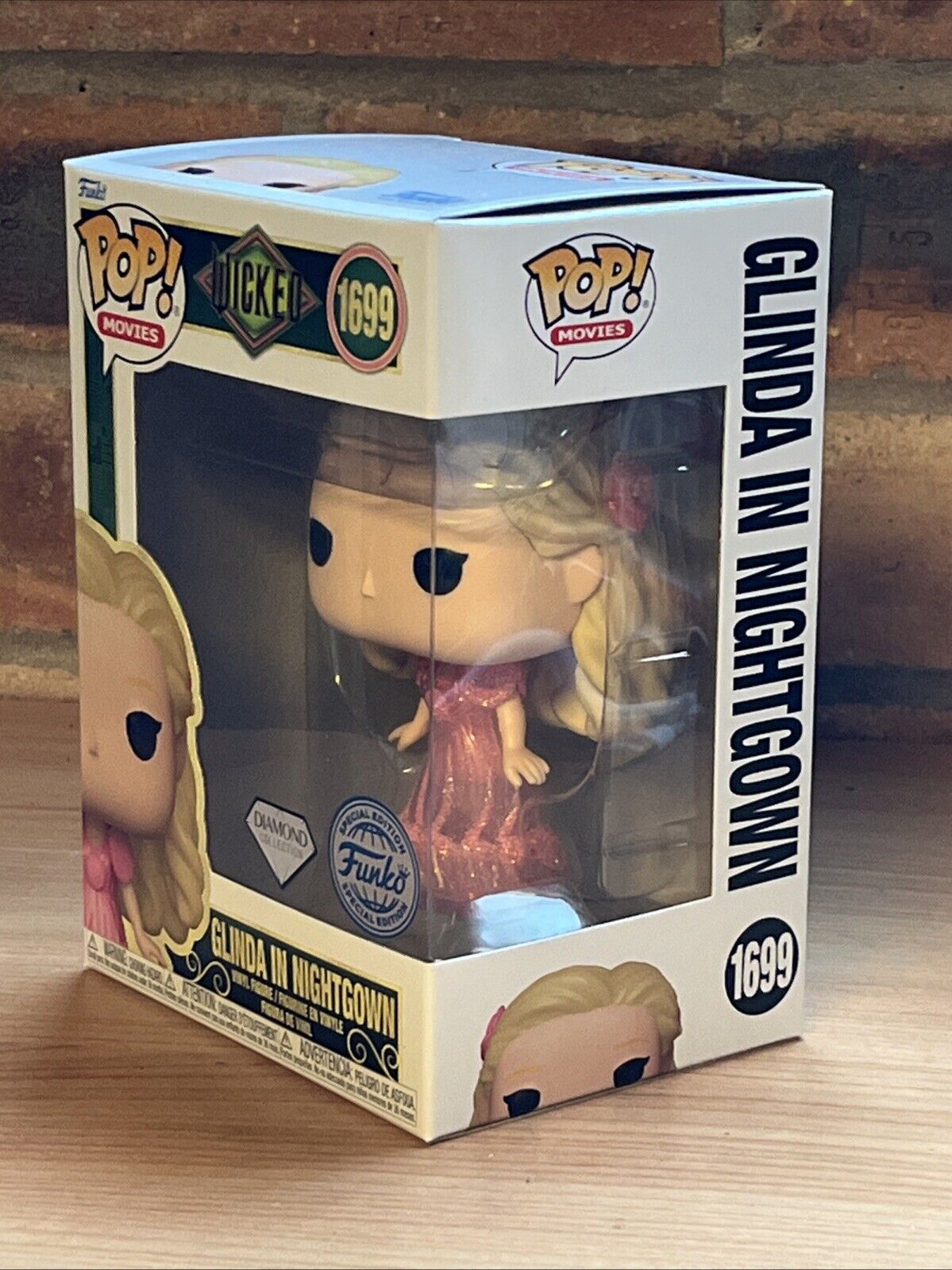 Funko POP! Wicked Part 1 Glinda in Nightgown Diamond Figure #1699 Gift In Stock - SOScollectible