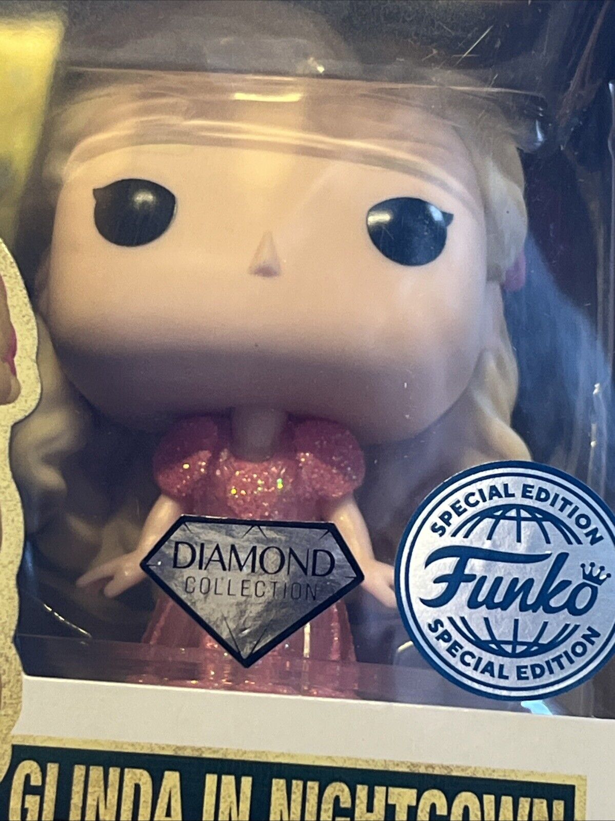 Funko POP! Wicked Part 1 Glinda in Nightgown Diamond Figure #1699 Gift In Stock - SOScollectible