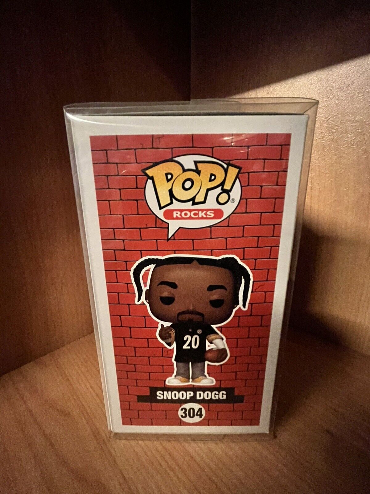 Funko X Snoop Dogg Steelers Jersey 304 Free Protector Funko LE In Stock Grail - SOScollectible