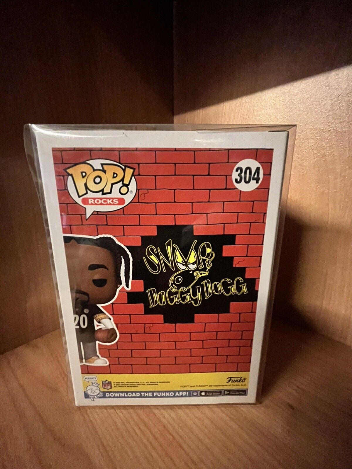 Funko X Snoop Dogg Steelers Jersey 304 Funko LE In Stock Grail Pop Rocks - SOScollectible