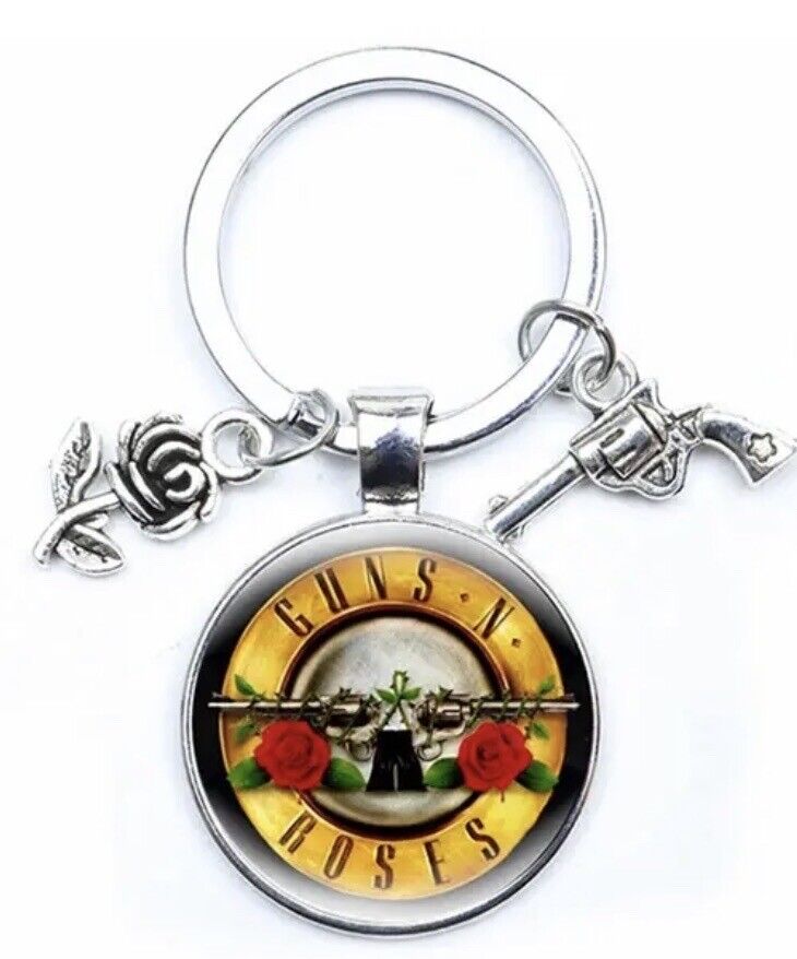 GUNS N ROSES KEYRING KEY ("ROSE AND GUN") CHARMS Axl Slash gift bag - SOScollectible