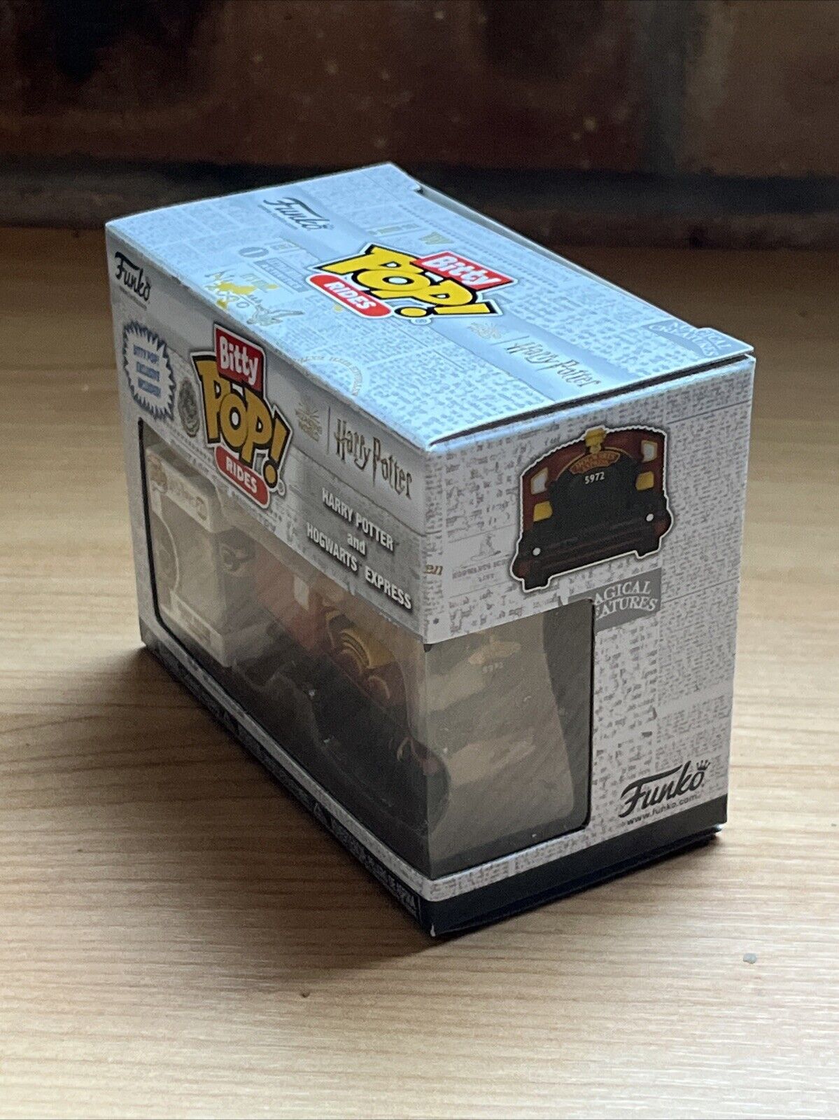 HARRY POTTER AND HOGWARTS EXPRESS Train Funko Bitty Pop! Rides In Stk Now - SOScollectible