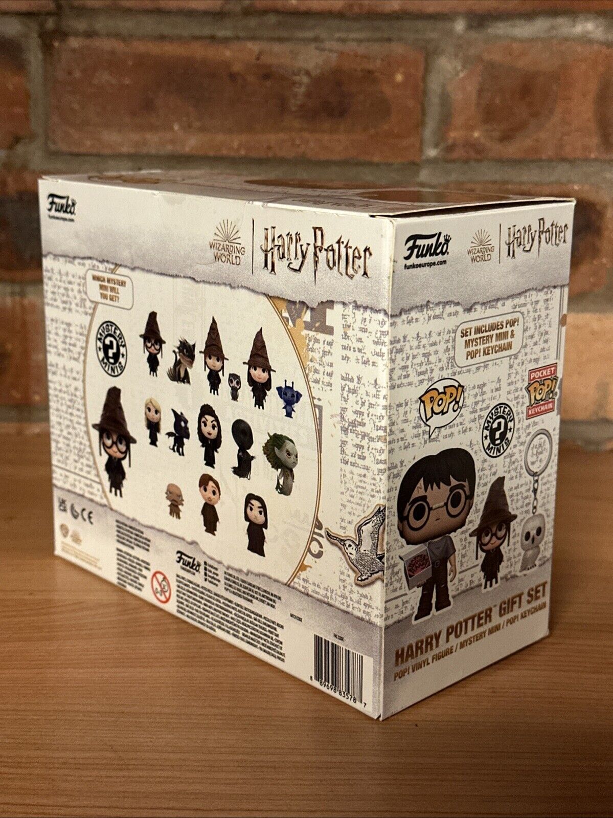 Harry Potter Funko Pop Gift Set Harry Potter Birthday Cake Ltd Ed Mystery Mini - SOScollectible