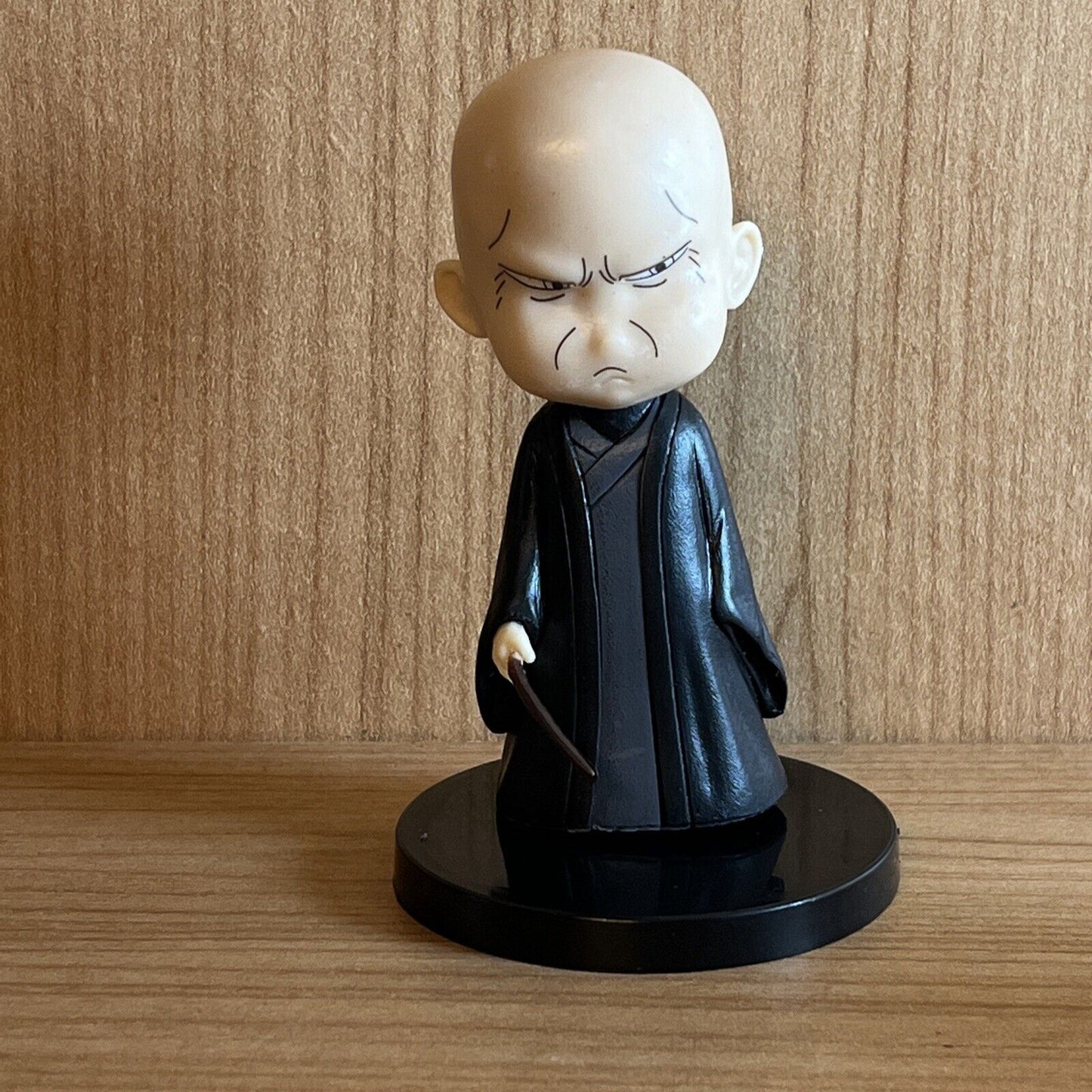 HARRY POTTER Voldemort 8cm VINYL FIGURE NEW With Stand Wand Collect gift box - SOScollectible