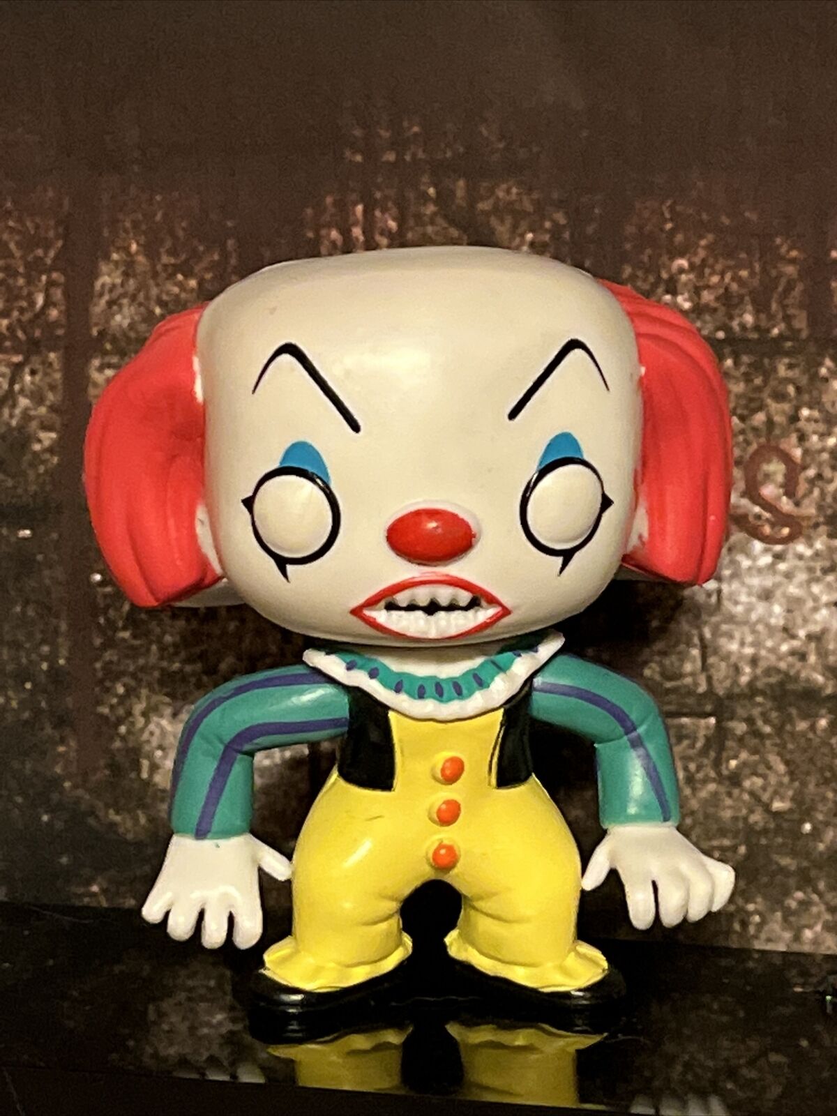 Horror Movie Classic Pennywise 🎈 From IT 4 Inch Pop Size Halloween 🎃 Vinyl - SOScollectible