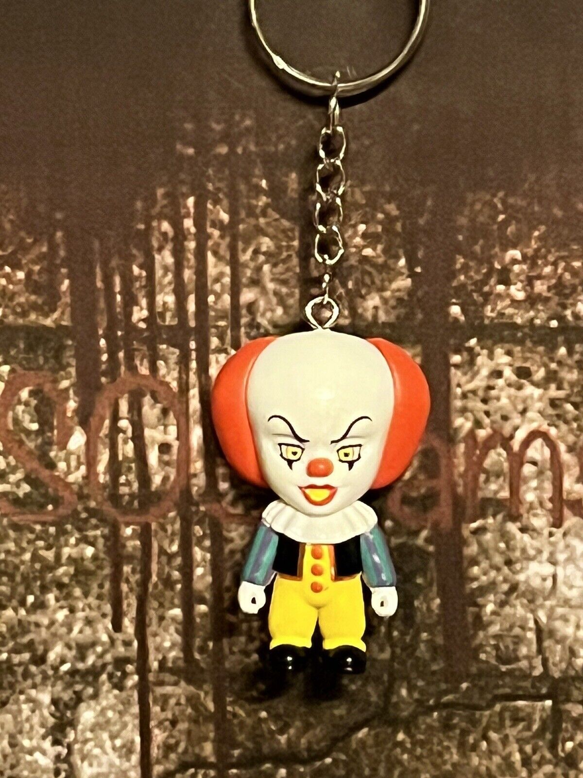 Horror Movie Theme Classic It Key Ring Pennywise Figure Collection Halloween - SOScollectible