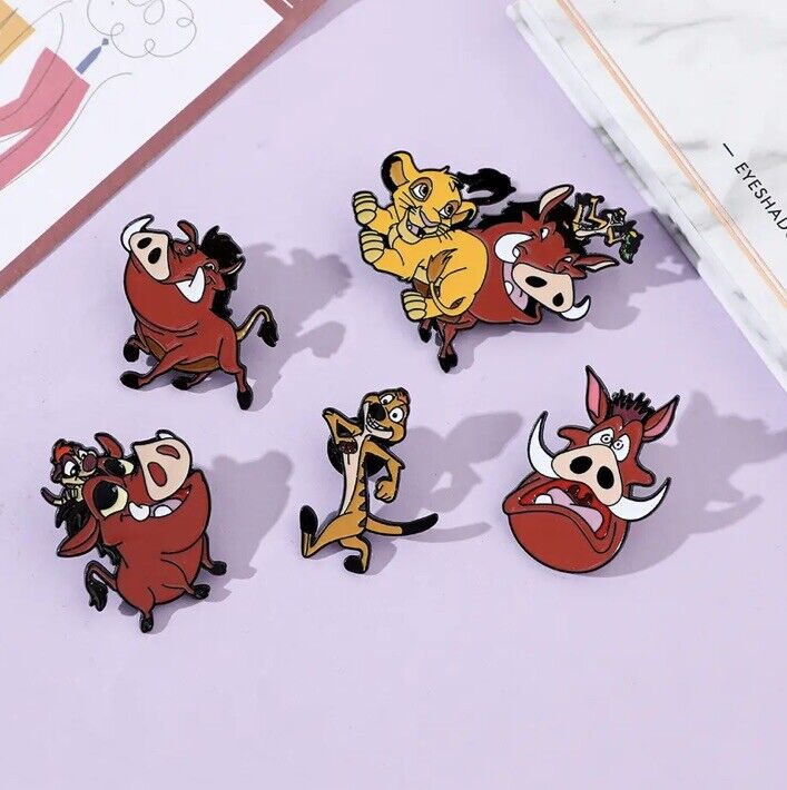 Lion King x5 Pin Badge Set Pumba Simba Timon Disney Movies Collect gift bag - SOScollectible