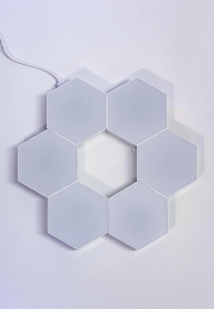 Official Connectable Hexagon Gaming Lights Touch To Change Colour Add To Sets - SOScollectible