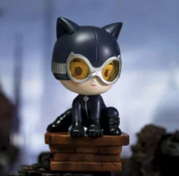 POP MART Warner DC Justice League Cat woman￼ Series Blind box Figure 🇬🇧 - SOScollectible