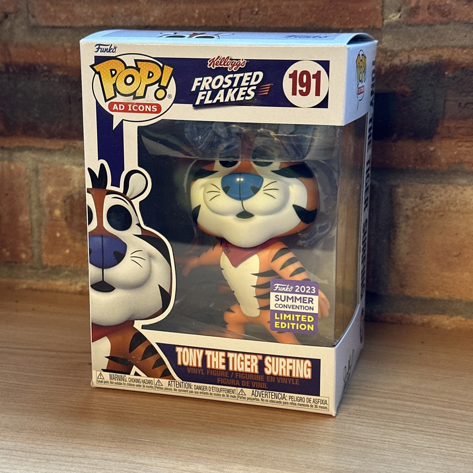 SDCC 2023 EXCLUSIVE STICKER FUNKO POP SURFING TONY THE TIGER KELLOGG'S Con Exc