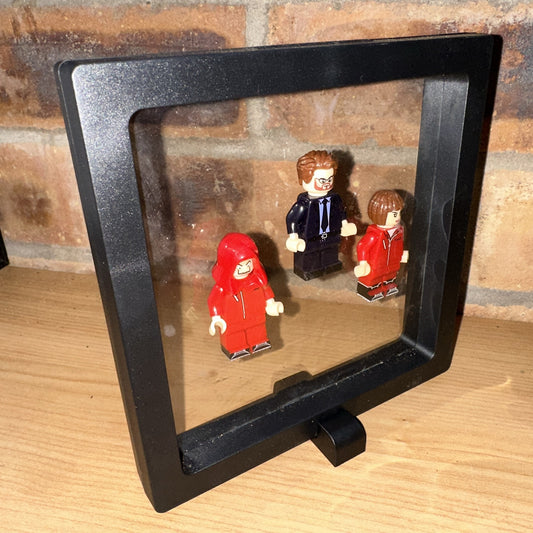 Brick Mini Figure Display Case & 3 Figures ‘ Money Heist ‘ The Professor Tokyo