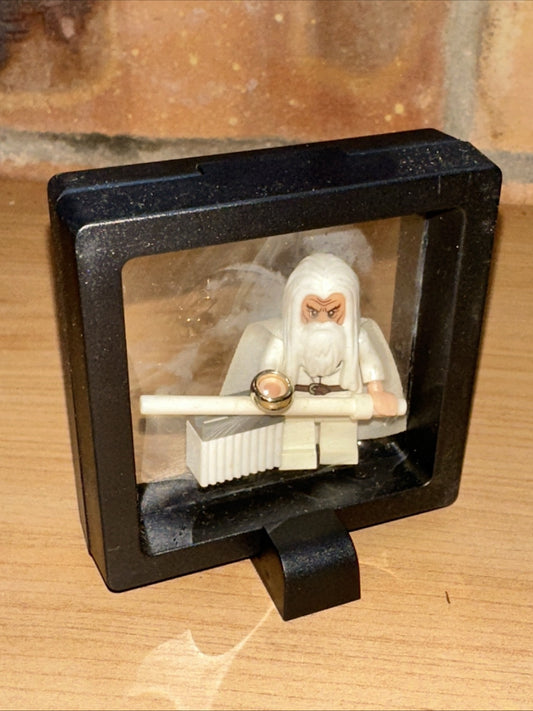 Brick Mini Figure Display Case With Gandalf The White And The Ring LOTR