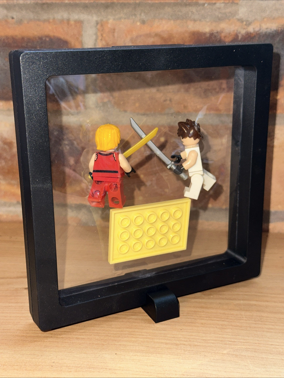 Brick Mini Figure Display Case & 2 Figures Streetfighter Ken Vs Ryu FIGHT