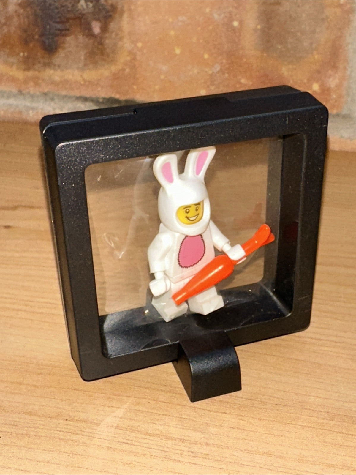 Brick Mini Figure Display Case With The Easter Bunny Character Gift Set0