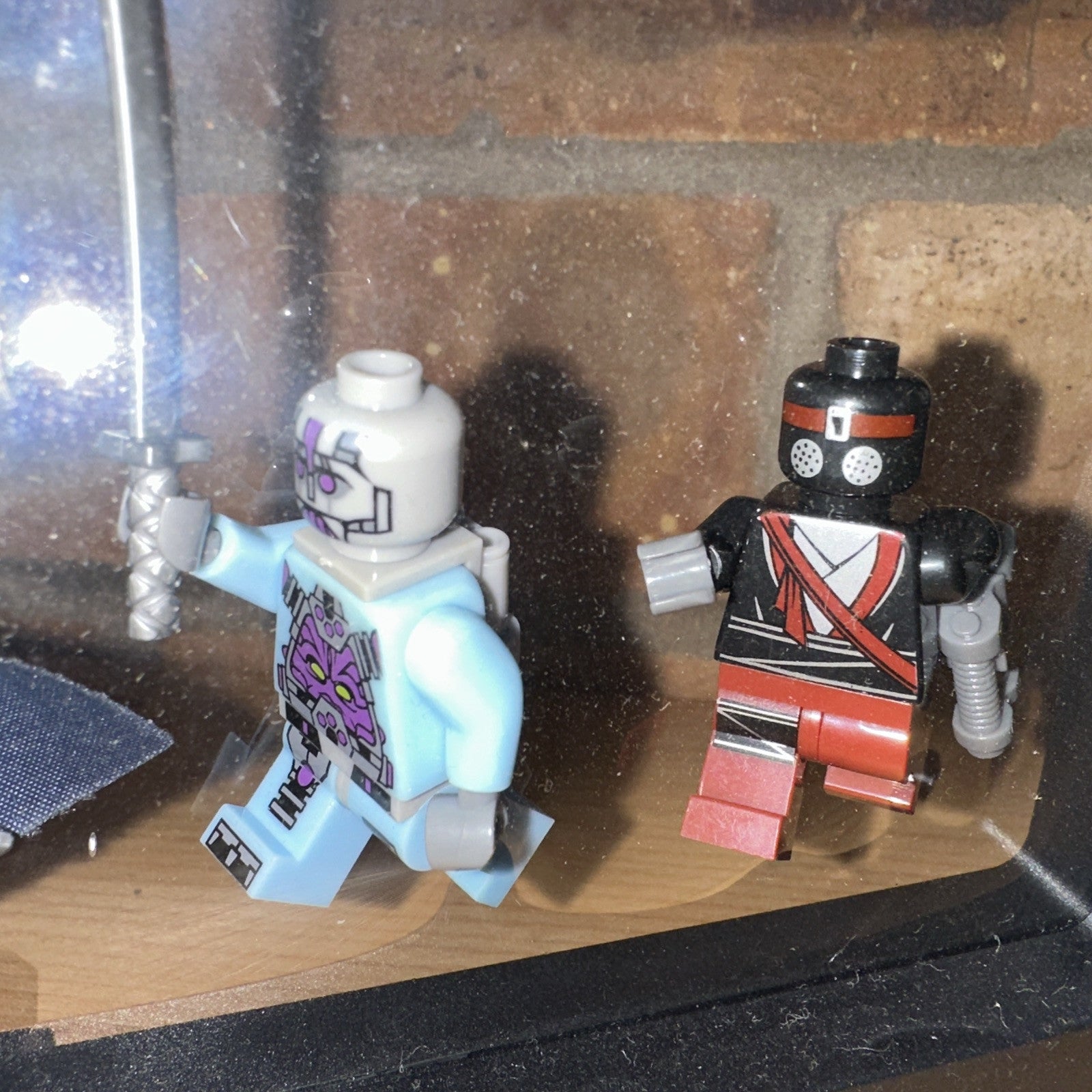 Brick Mini Figure Display Case & 4 Figures TMNT Splinter Vs Shredder