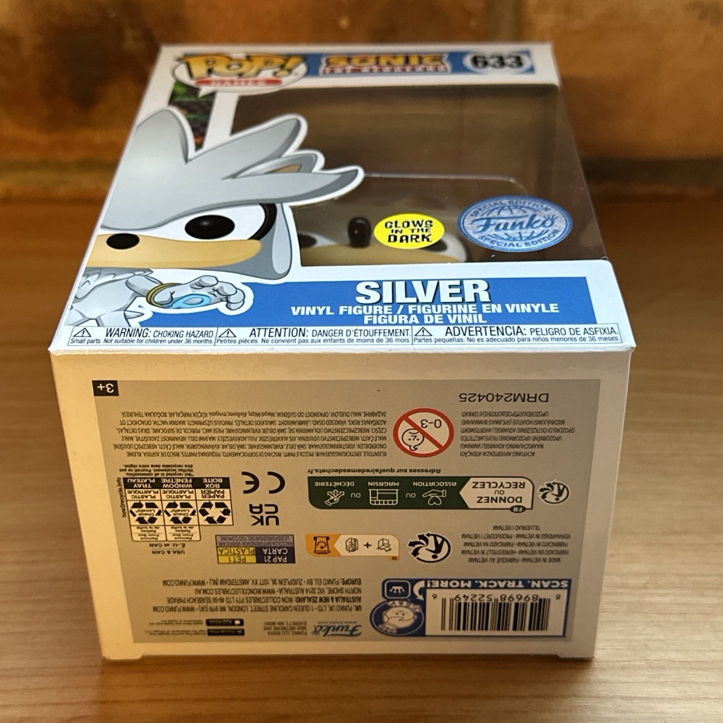 Sonic the Hedgehog - Silver - #633 - GLOW GITD Special Edition - Funko Pop!