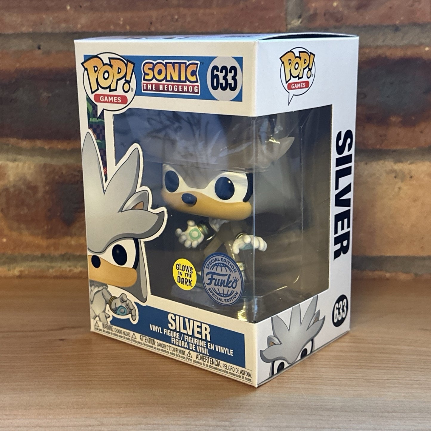 Sonic the Hedgehog - Silver - #633 - GLOW GITD Special Edition - Funko Pop!