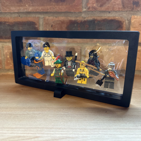 Brick Mini Figure Display Case & 7 Figures Homage to Series 1 Pt2 Zombie Skater