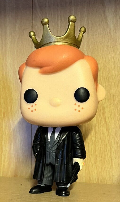 (SE) Custom Freddy Funko ( Oswald Cobblepot Batman). The Batman. Funko Ltd Ed. - SOScollectible