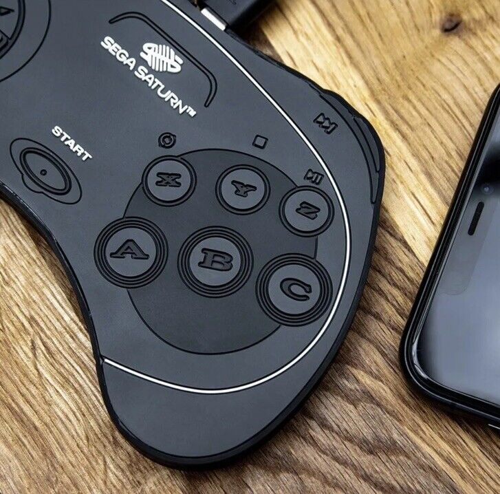 SEGA SATURN CONTROLLER WIRELESS CHARGING MAT - MOBILE I PHONE SAMSUNG GIFT IDEA - SOScollectible