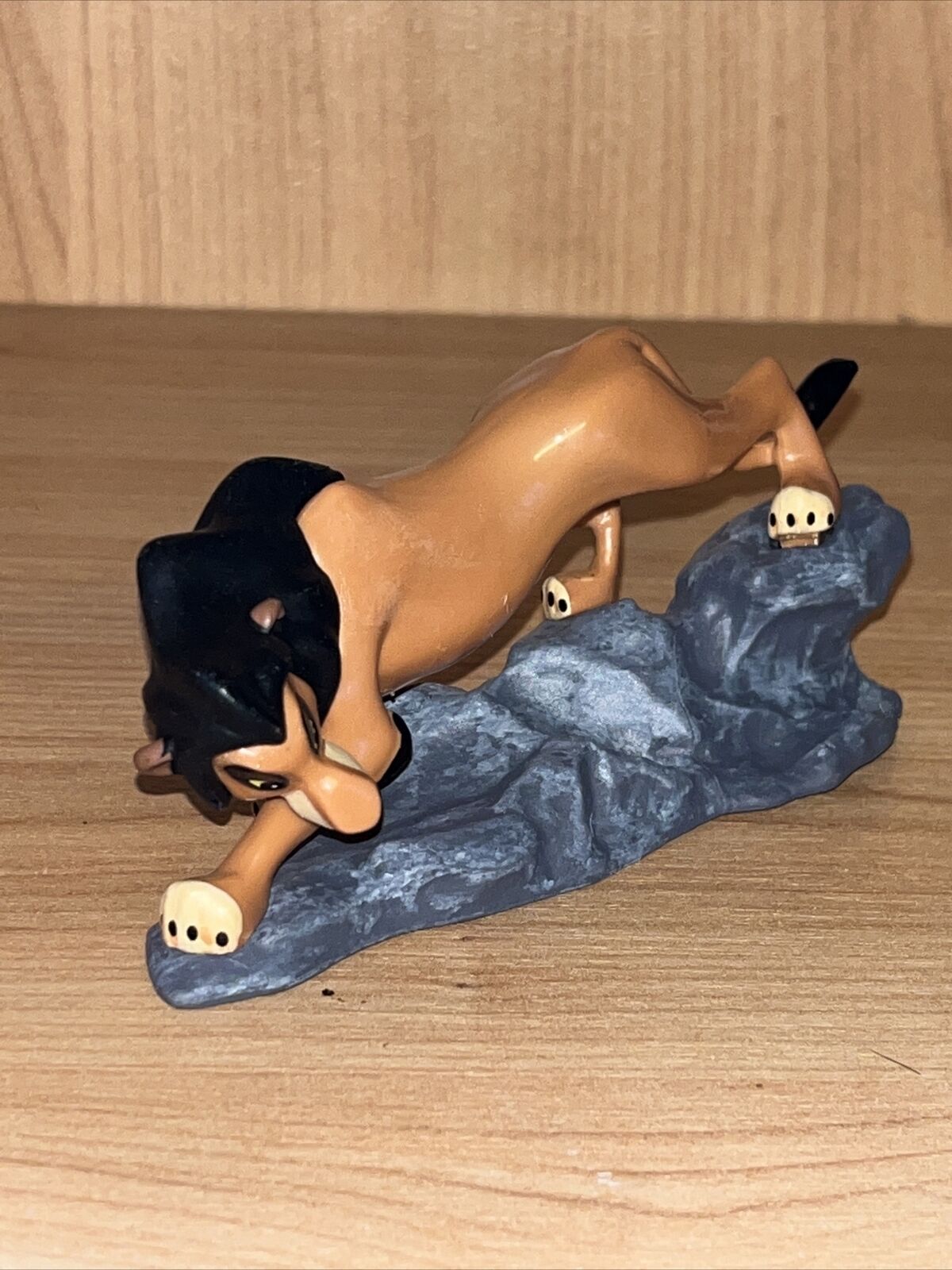 The Lion King SCAR On Rock In Gift Box Mufasa Doll Topper Action Simba Figures - SOScollectible