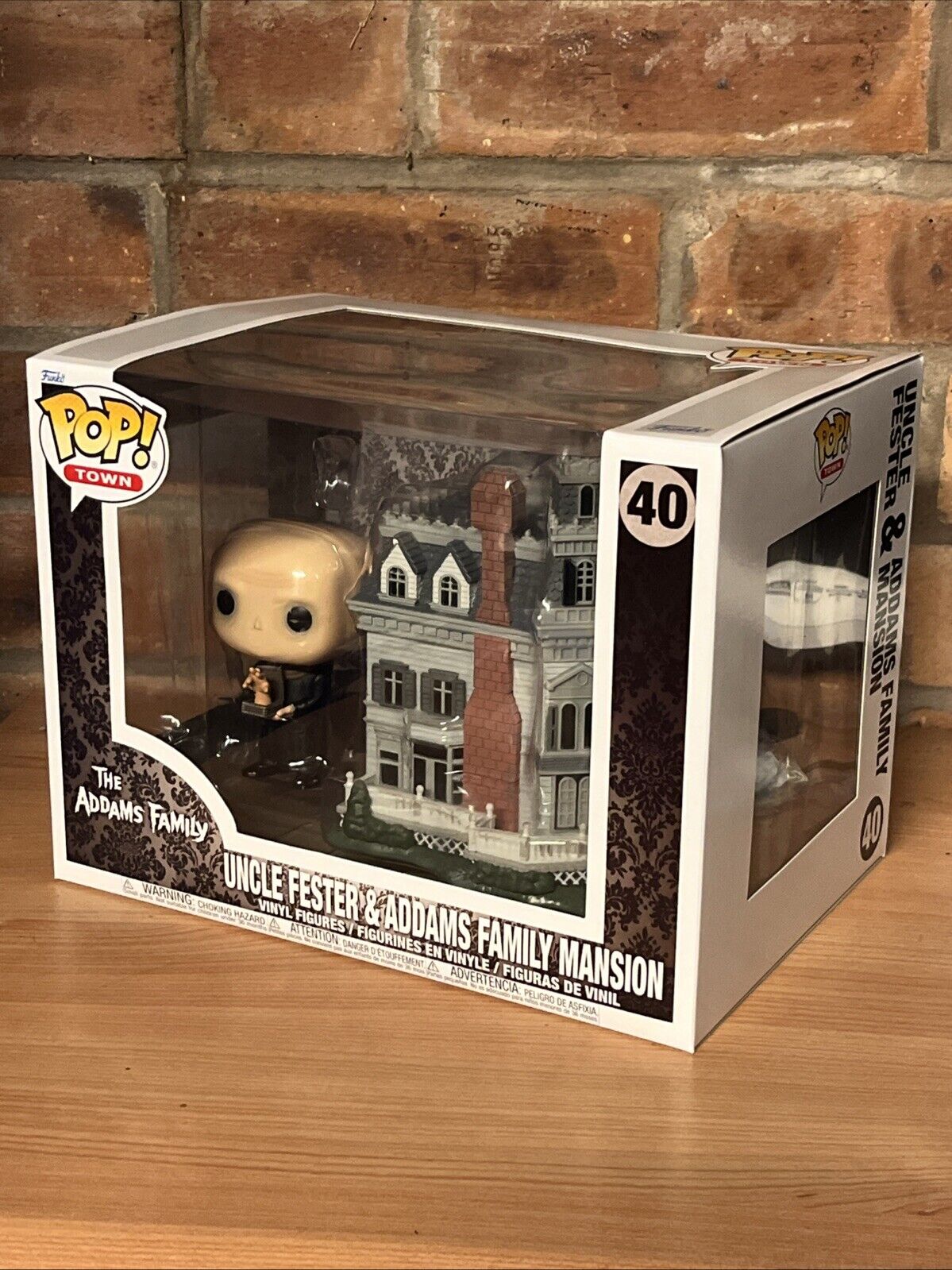 Uncle Fester & Mansion Addams Family Funko Town #40 Cult Horror Wednesday - SOScollectible