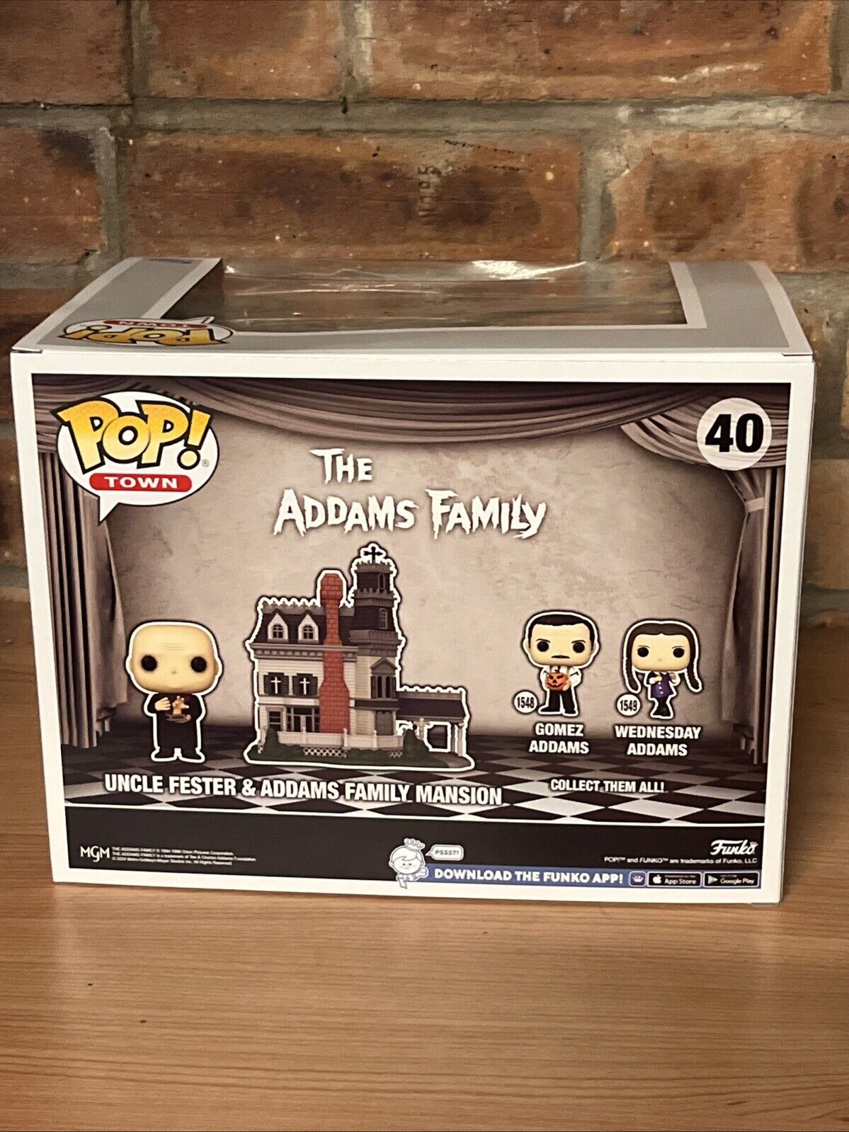 Uncle Fester & Mansion Addams Family Funko Town #40 Cult Horror Wednesday - SOScollectible