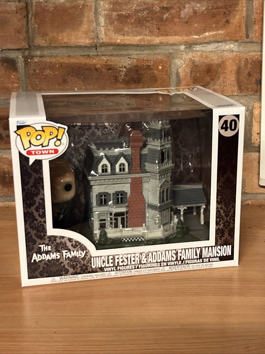 Uncle Fester & Mansion Addams Family Funko Town #40 Cult Horror Wednesday - SOScollectible