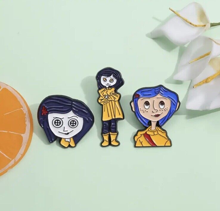 x 3 Coraline Doll Pin Enamel Metal Badge Cult Movie Gaiman Book Set gift bag - SOScollectible